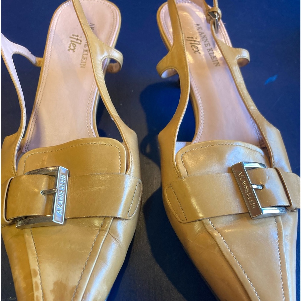 Anne Klein women’s size 8 shoes